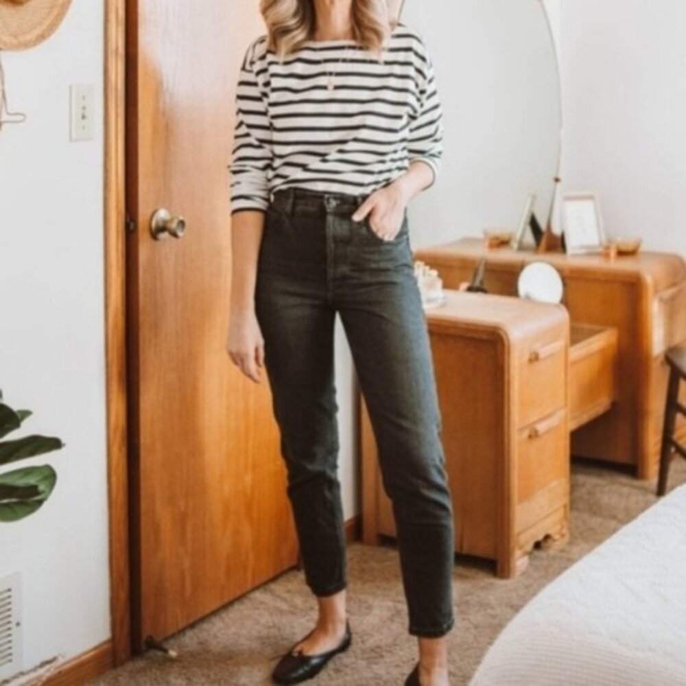 EVERLANE •Black High Waist Straight Ankle Denim Jeans Sz 28 classicore